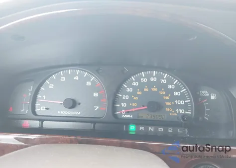 2000 Toyota 4Runner Limited V6 z USA, uszkodzony, nr VIN JT3GN87R5Y0137258